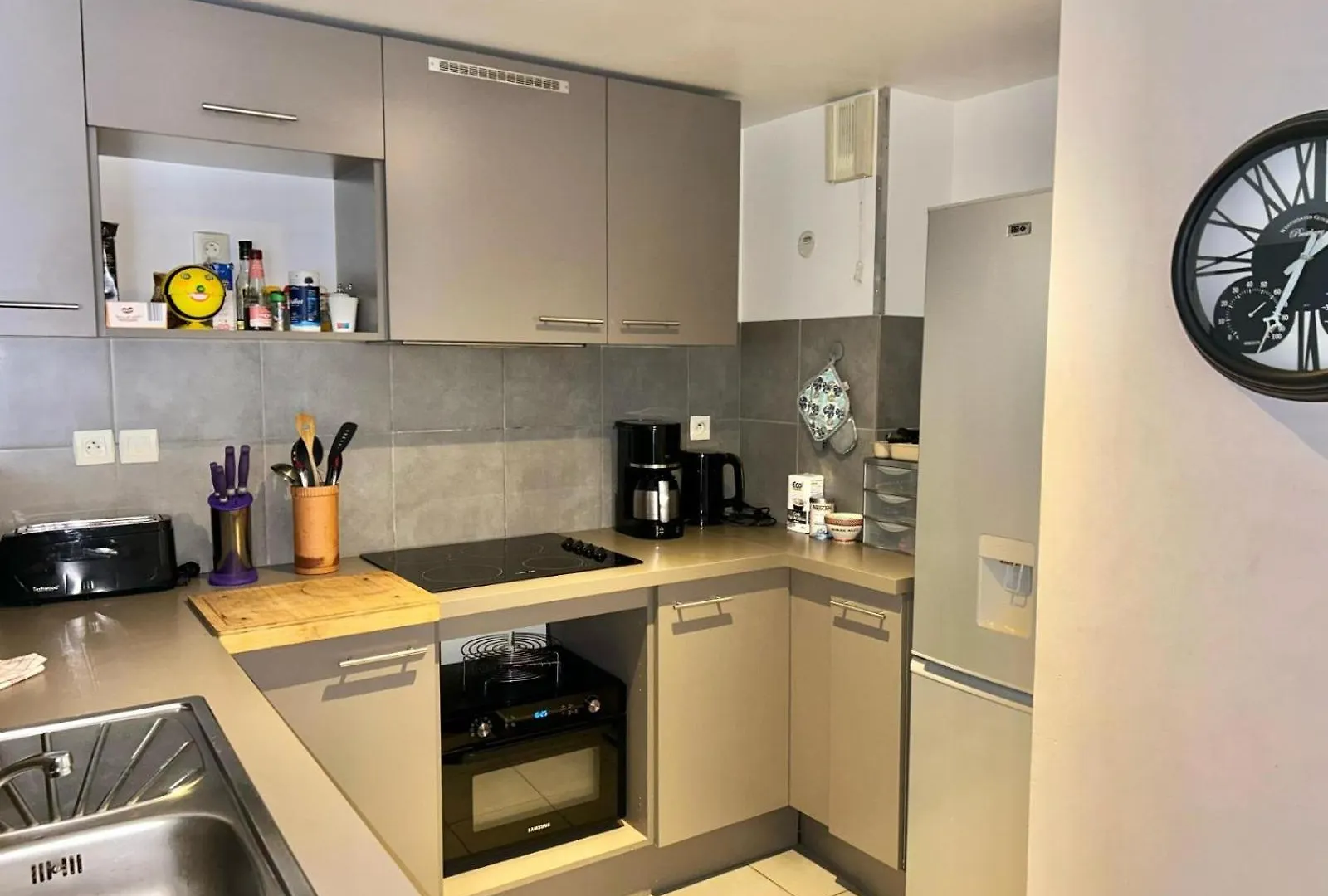 Le 13Or - Appartement De Charme En Plein Centre Ville Avec Parking Et Jolie Terrasse - Panier Joliette Vieux Port Marseilles Apartment
